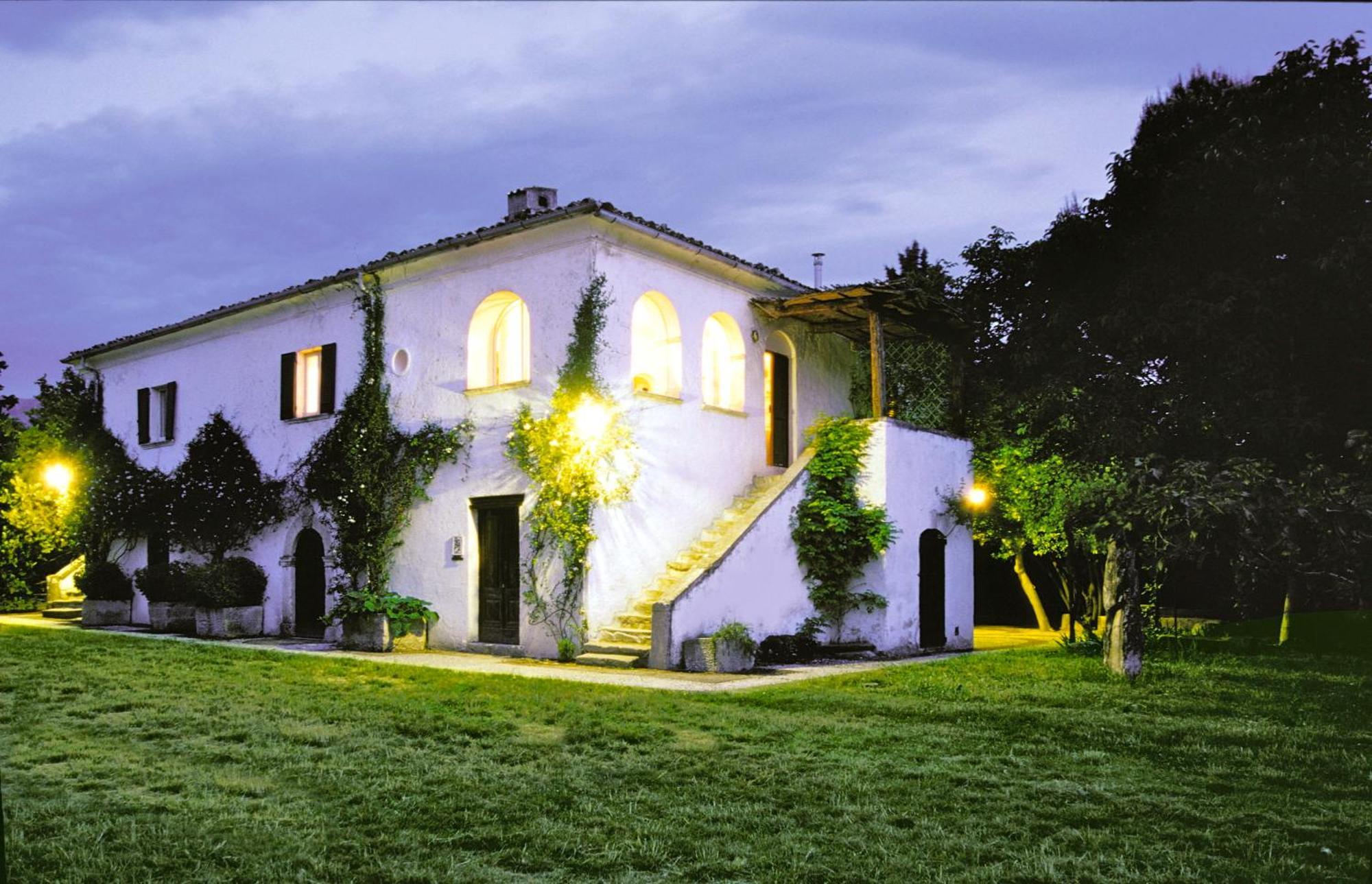 Agriturismo "Borgo Madonna Degli Angeli" - Charming Cottages In The Gardens ! Tocco da Casauria Exterior foto