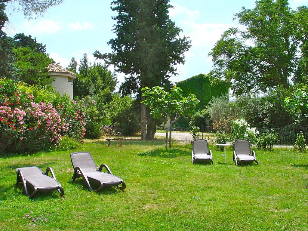 Agriturismo "Borgo Madonna Degli Angeli" - Charming Cottages In The Gardens ! Tocco da Casauria Exterior foto